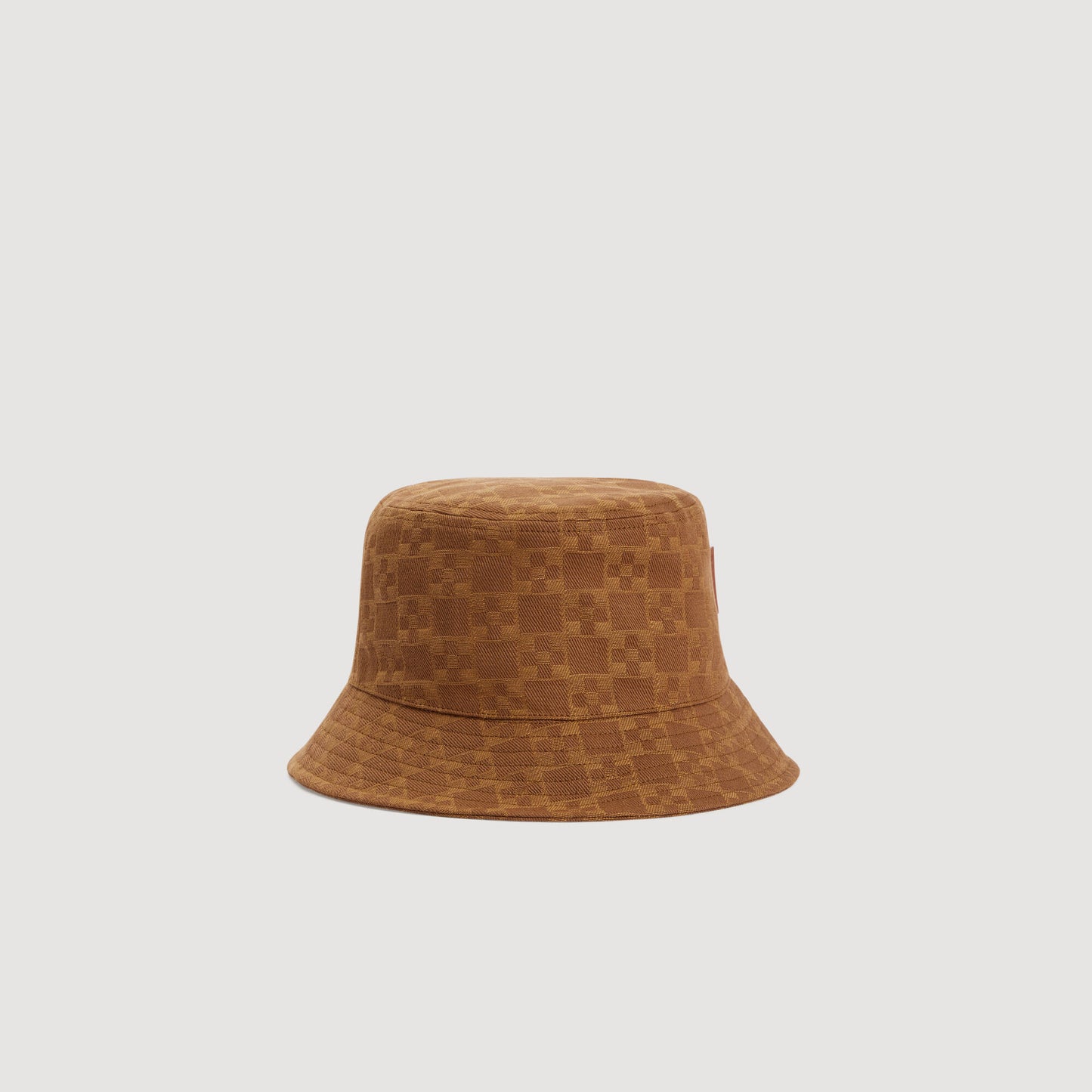 Denim bucket hat with patch