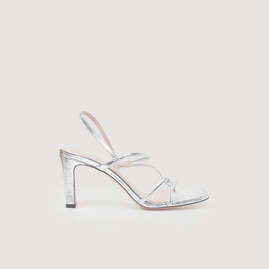 Leather sandals with a wide heel