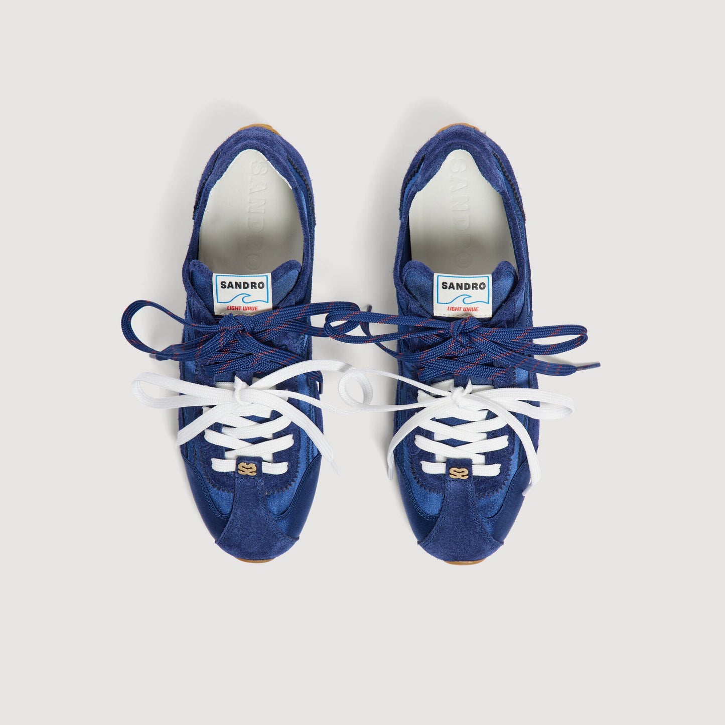 Mixed material Light Wave trainers