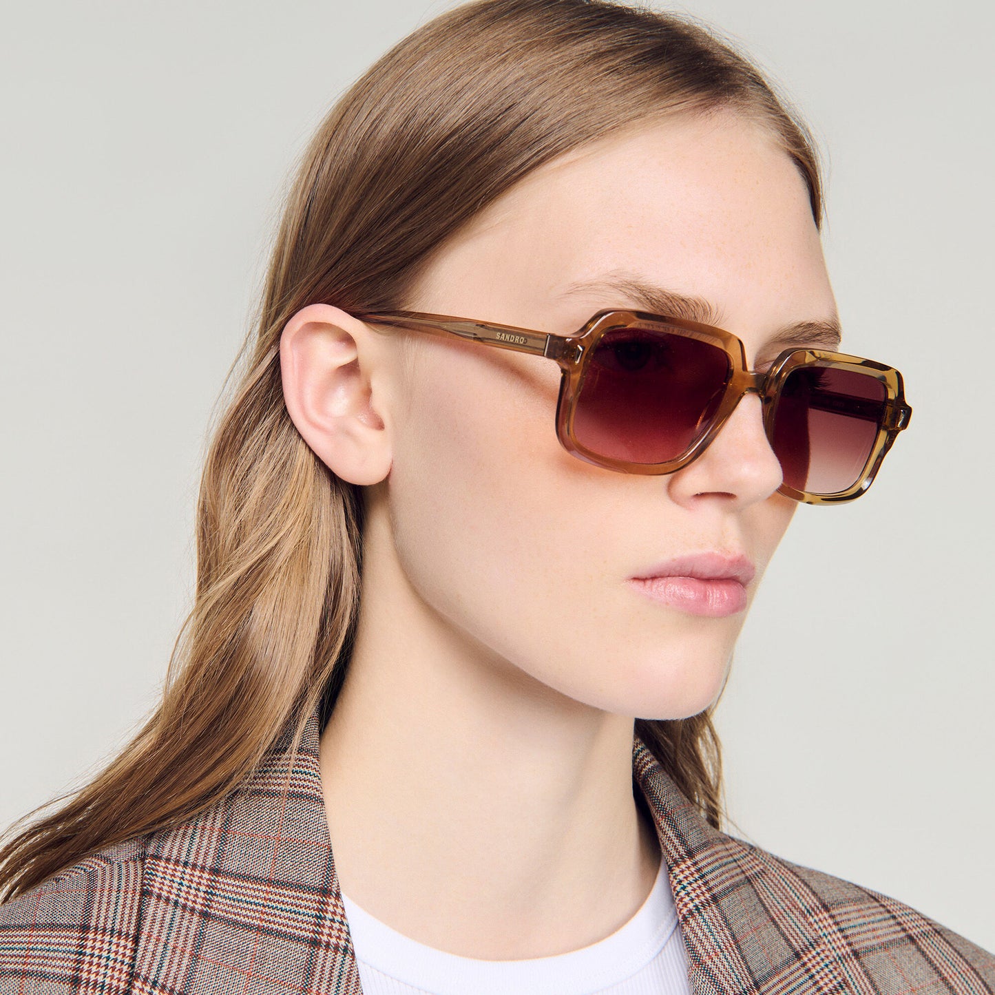 Thin-armed sunglasses