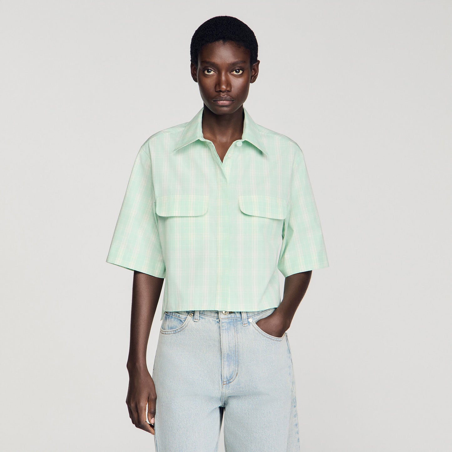 Short checked shirt