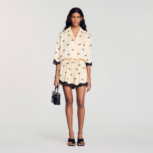 Cropped floral embroidered shirt