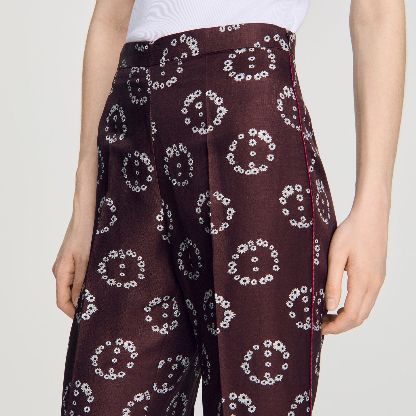 Floral-print floaty trousers
