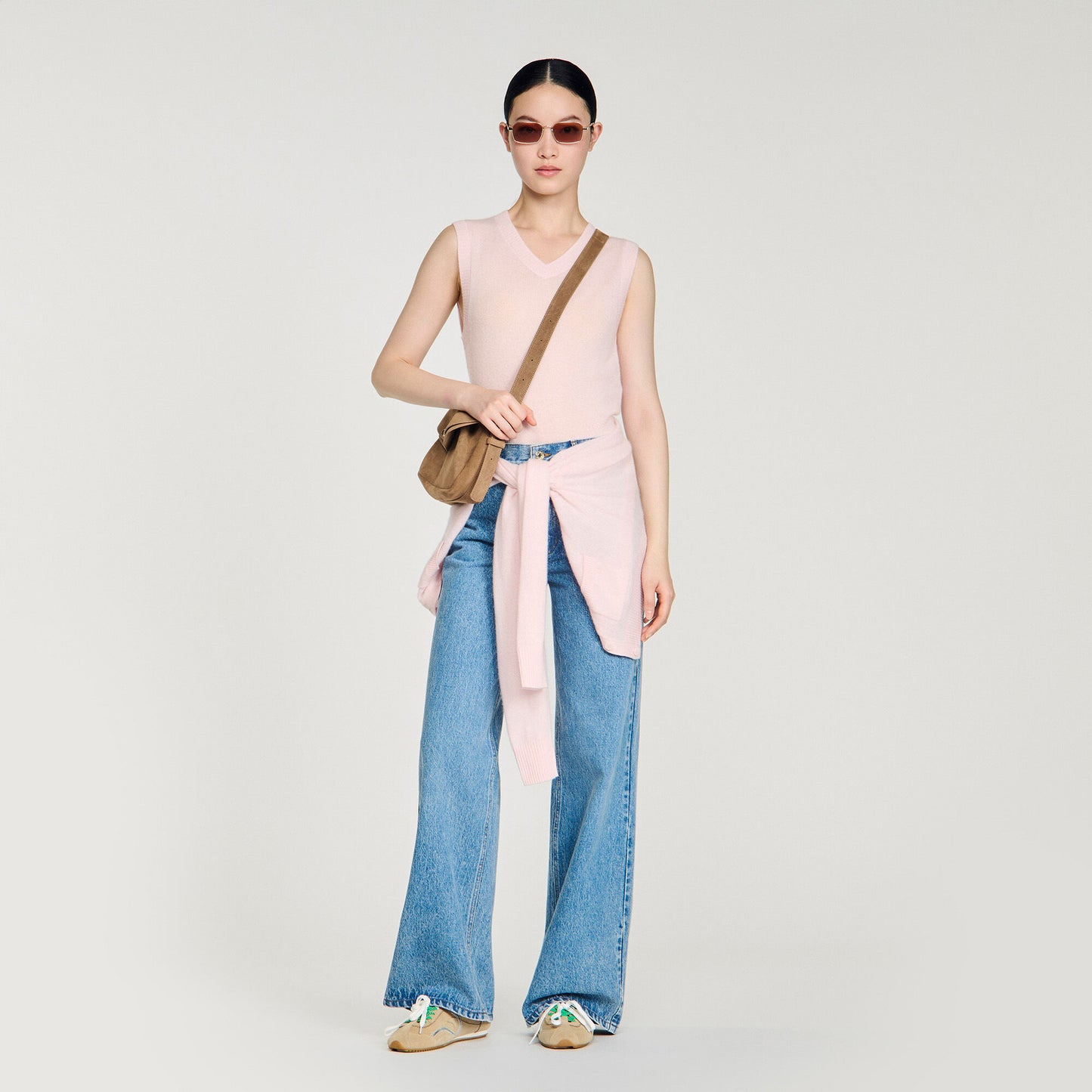 Embroidered short wool cashmere top