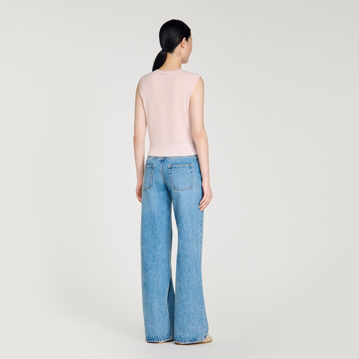 Embroidered short wool cashmere top