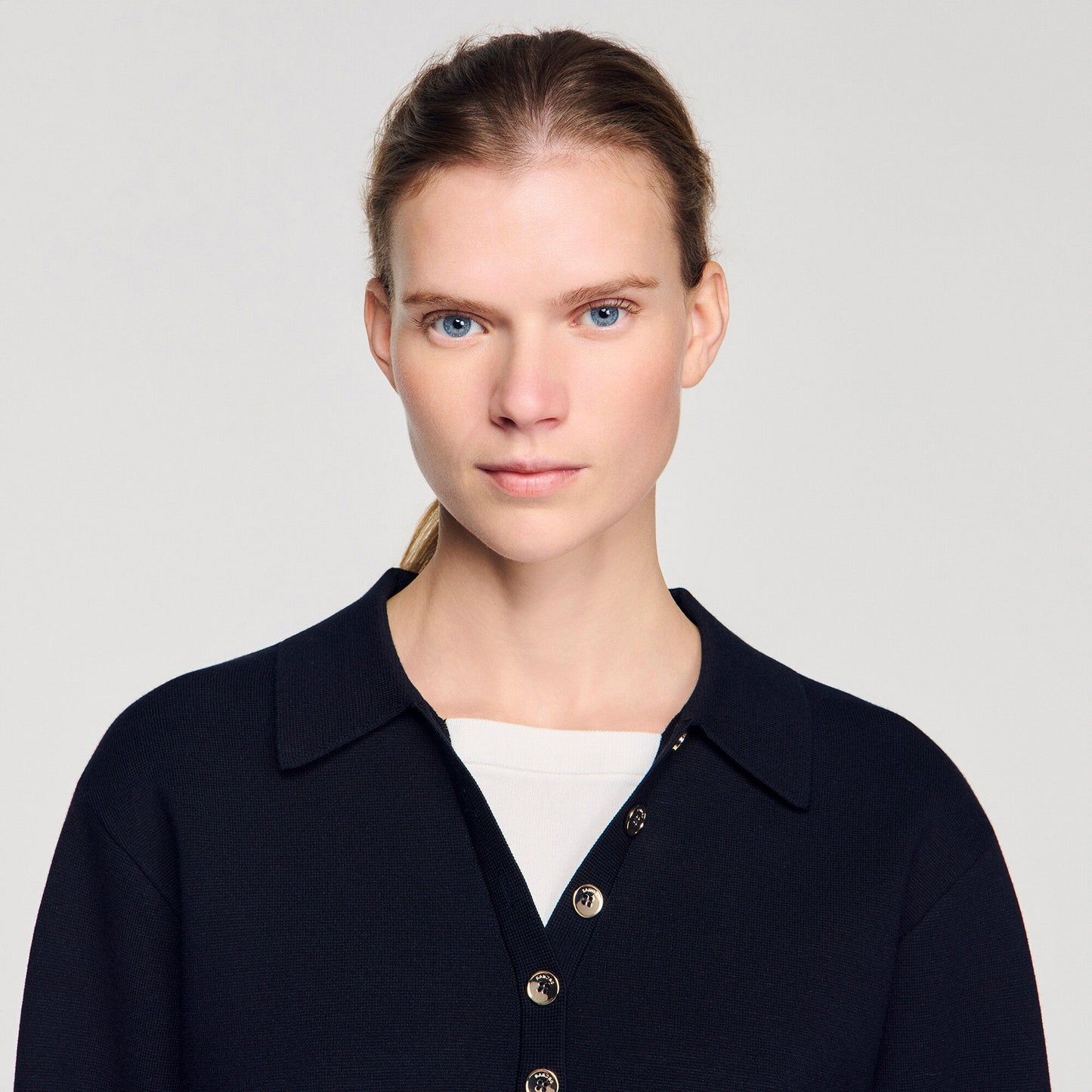 Metal button layered collar jumper