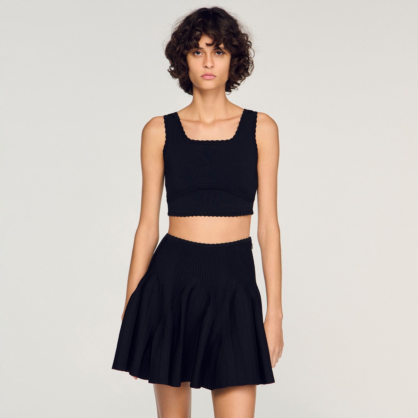 Cropped decorative knit jumper