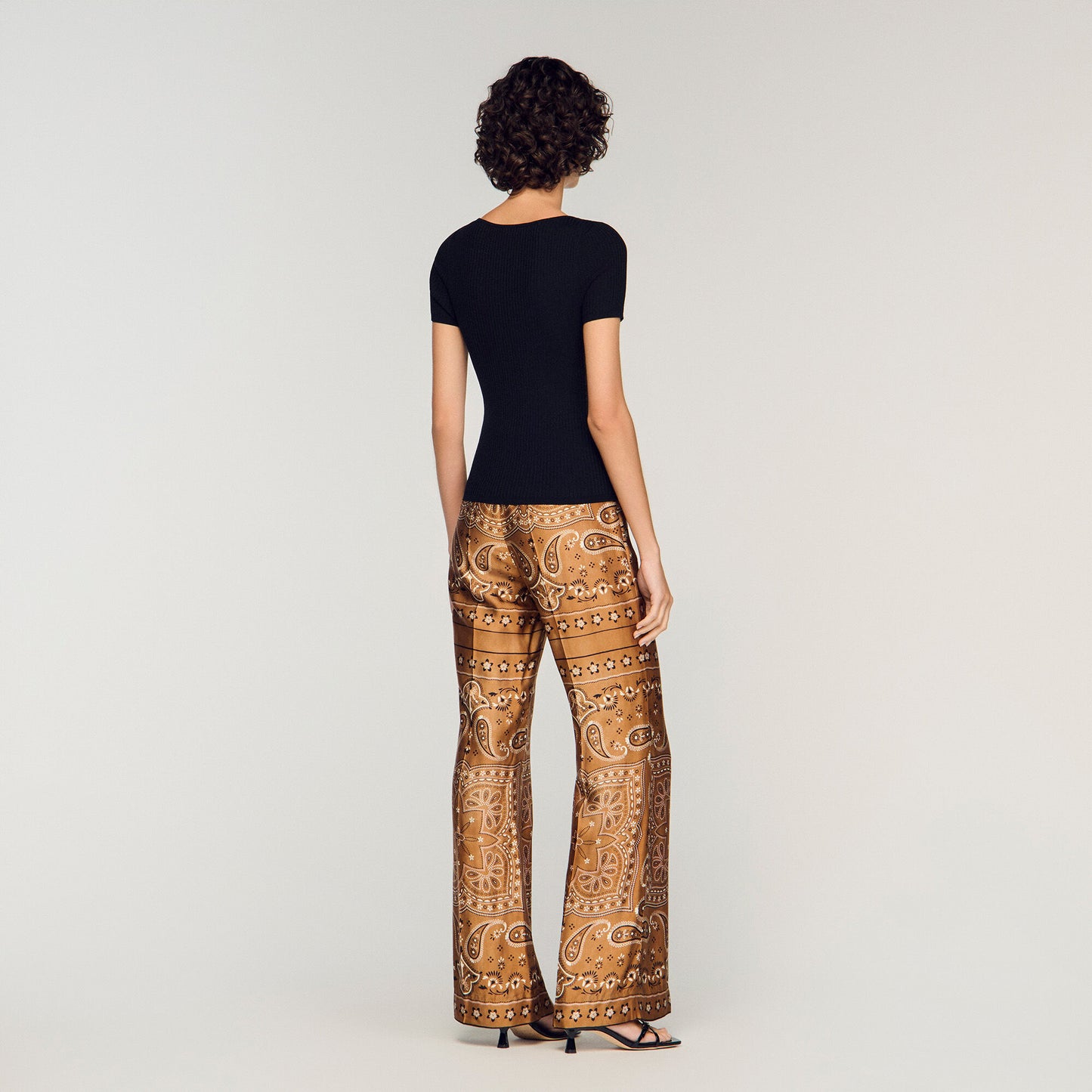 Openwork collar jumper
