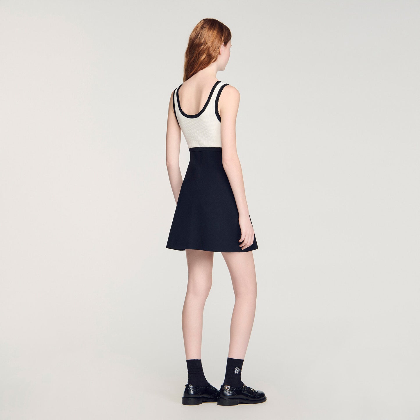 Two-tone knit short dress