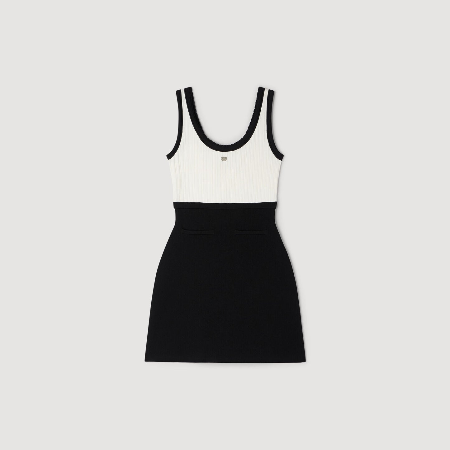 Two-tone knit short dress