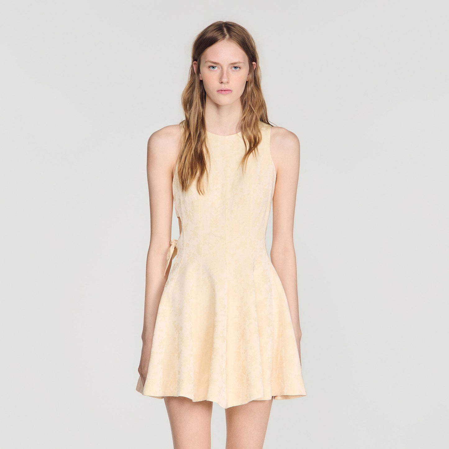 Short floral jacquard dress