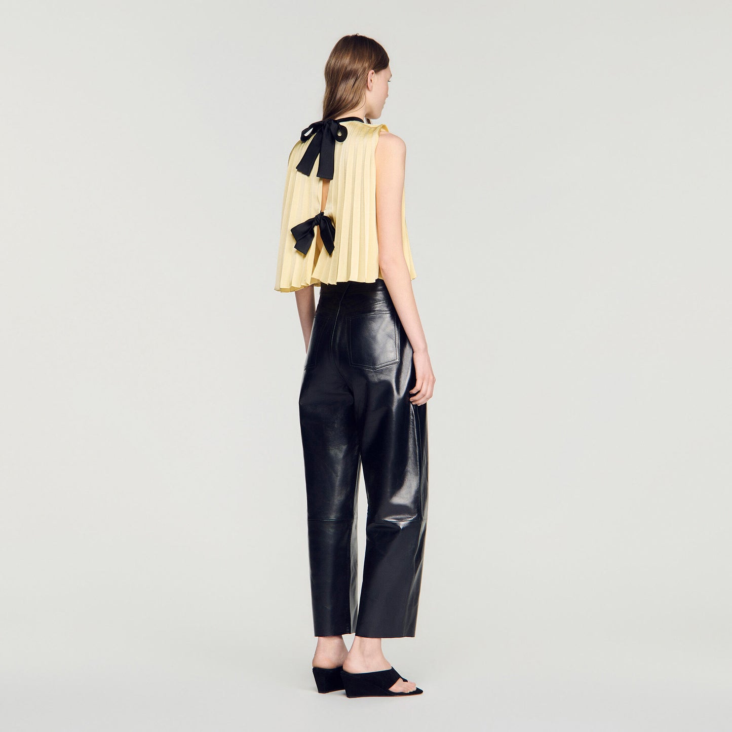 Pleated tie-back top