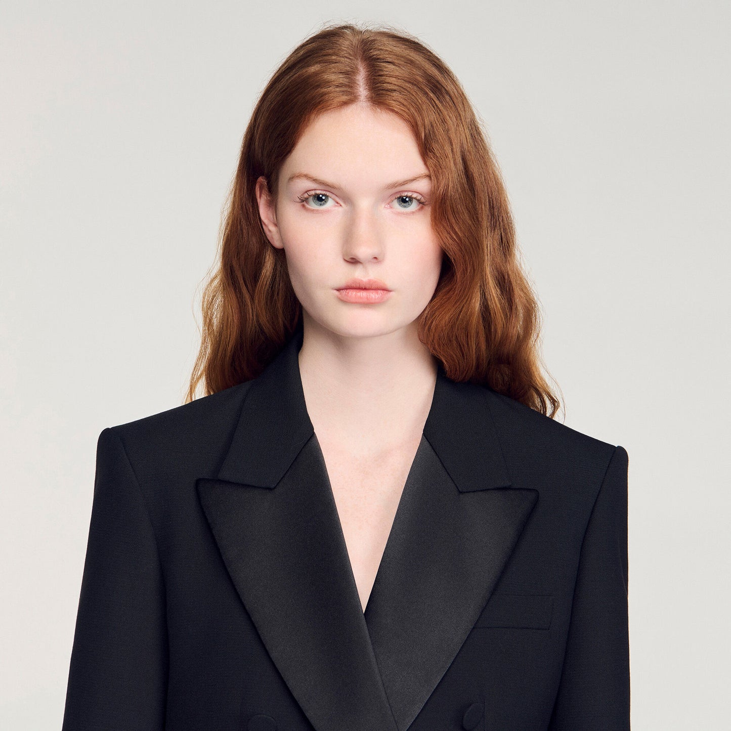 Tuxedo jacket with satin collar