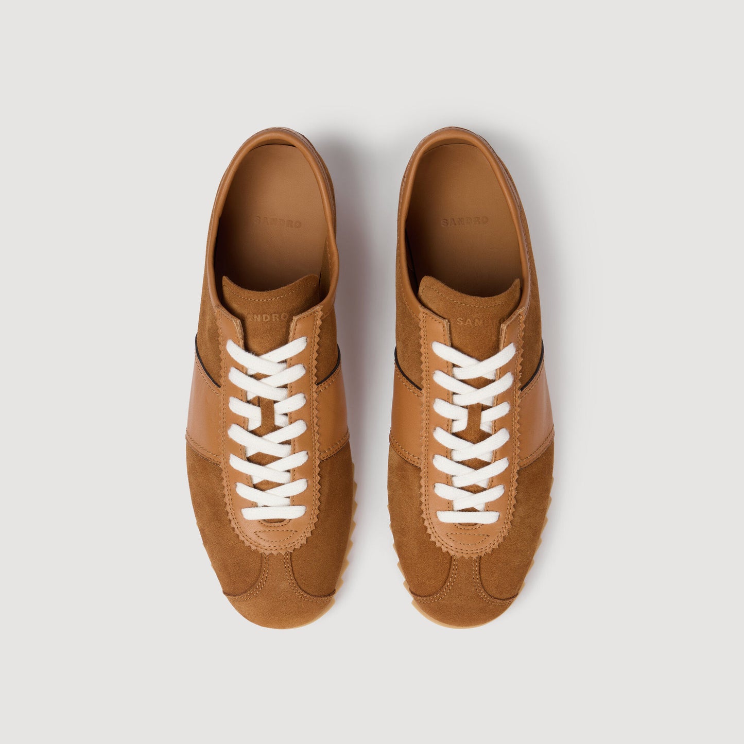 Low-top leather and suede trainers