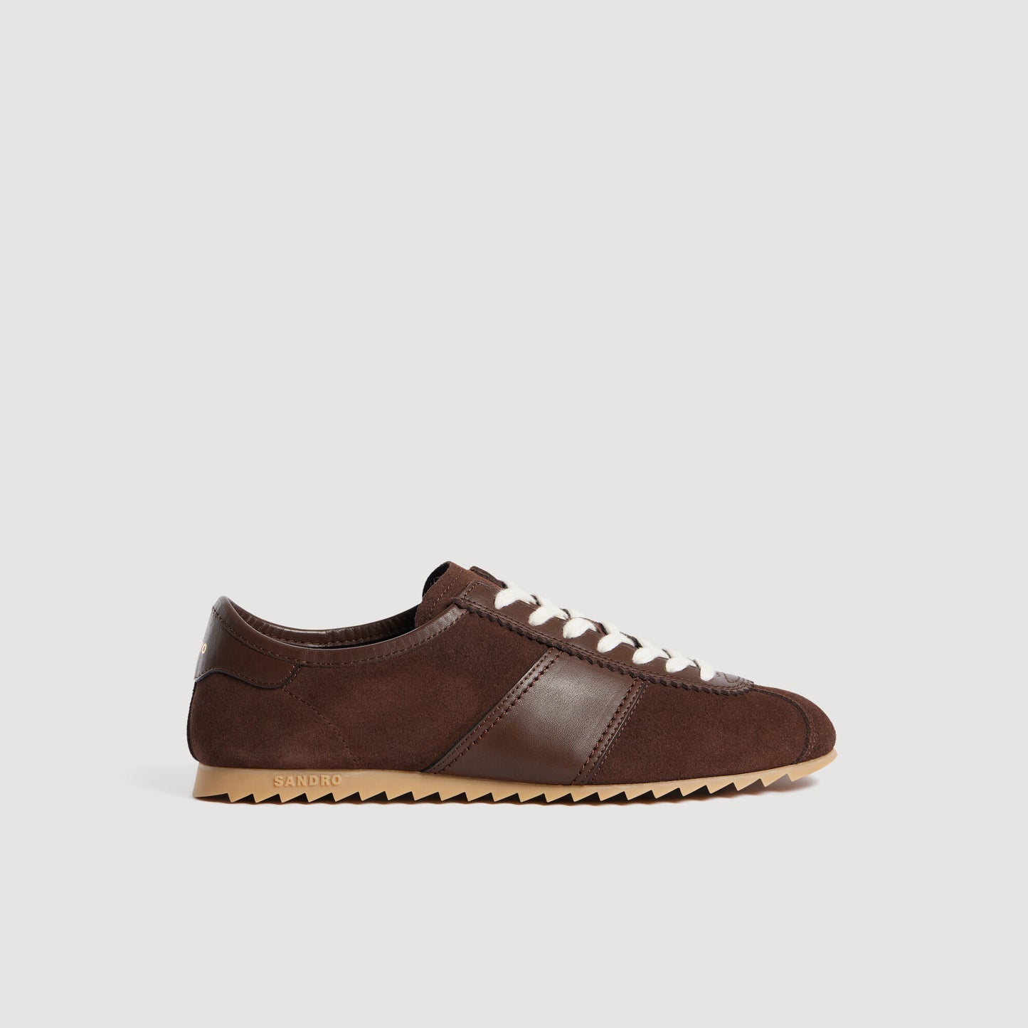 Low-top leather and suede trainers