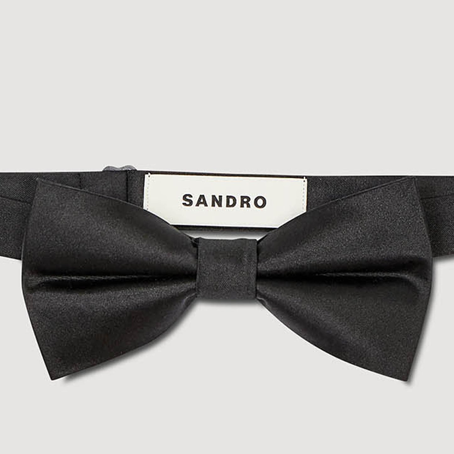 Bow tie