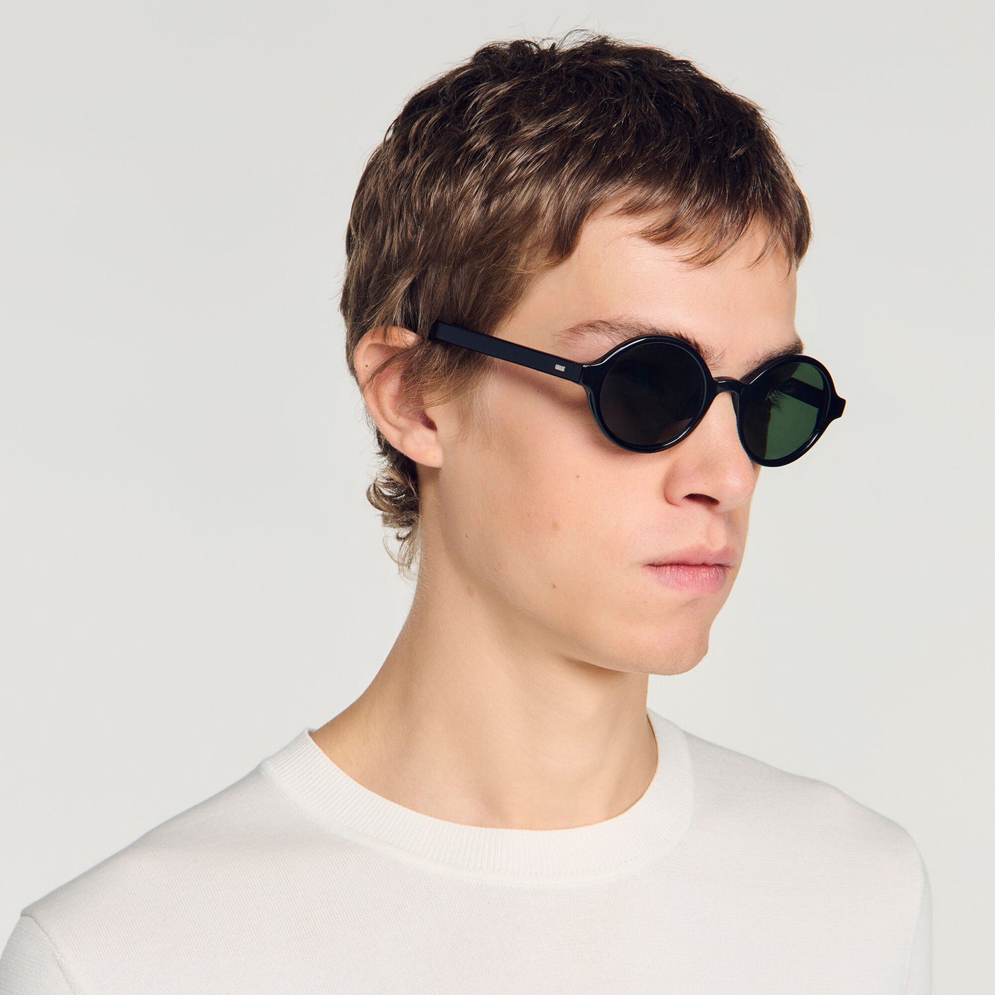Oval sunglasses