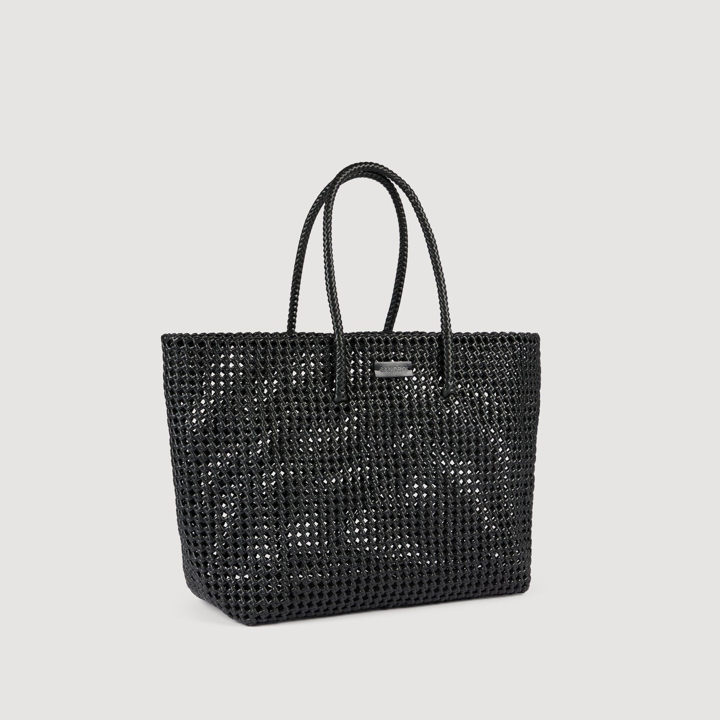 Woven tote bag with patch