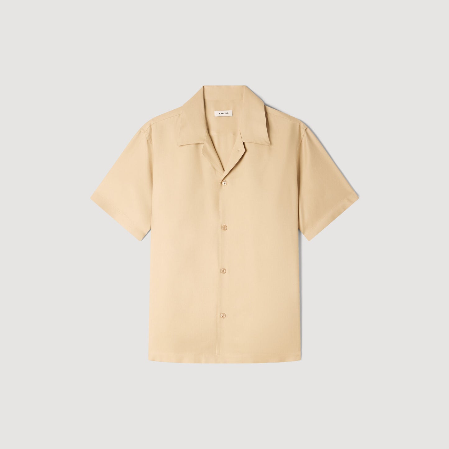 Loose-fit shark collar shirt