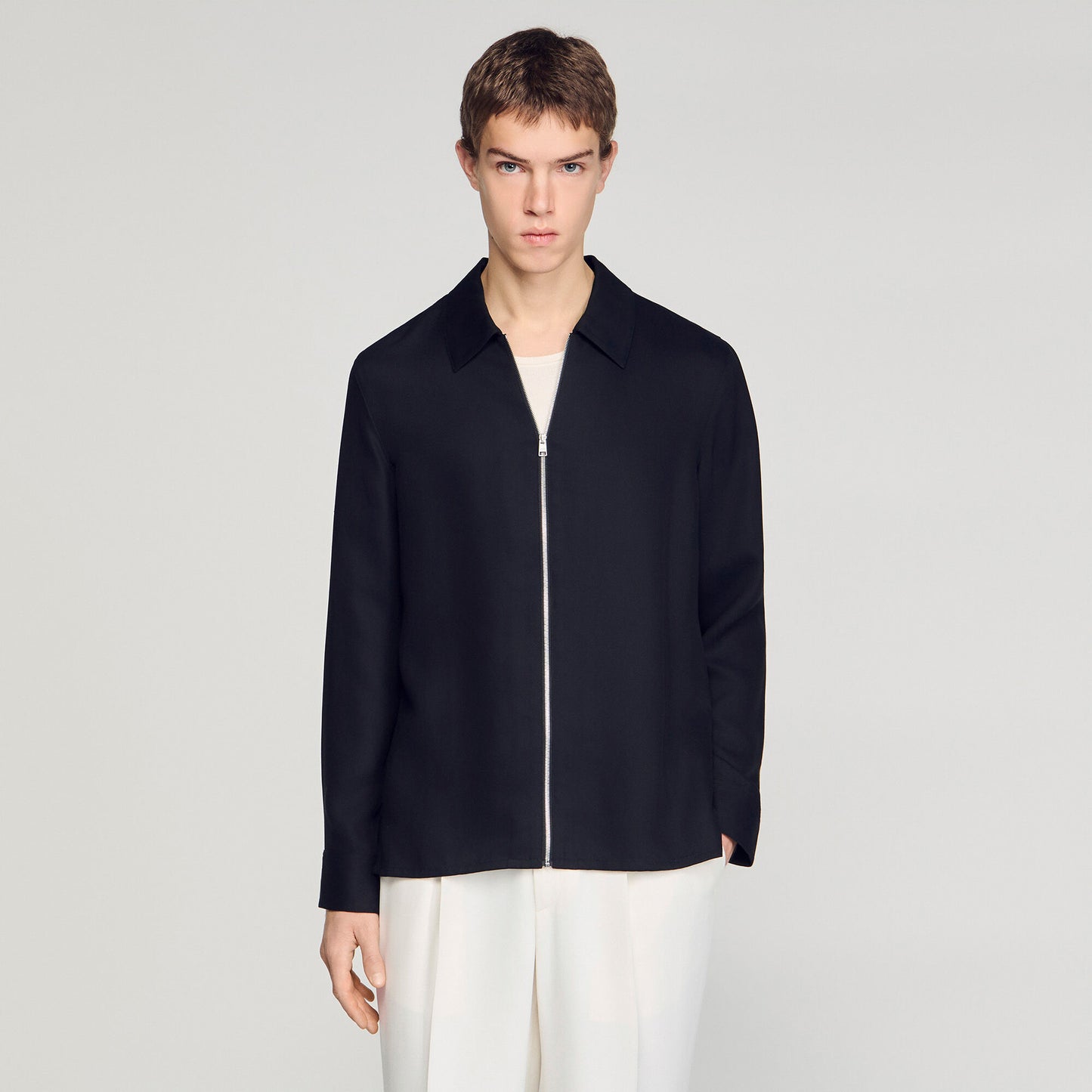 Loose-fit zip-up shirt