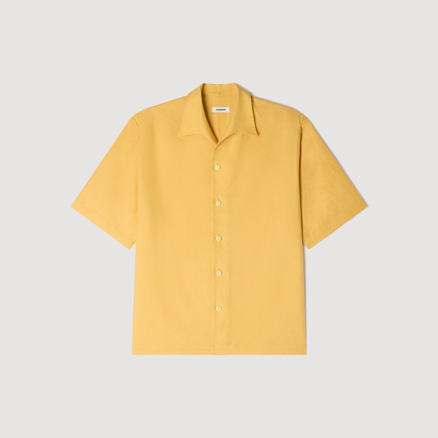 Linen shirt with shark collar