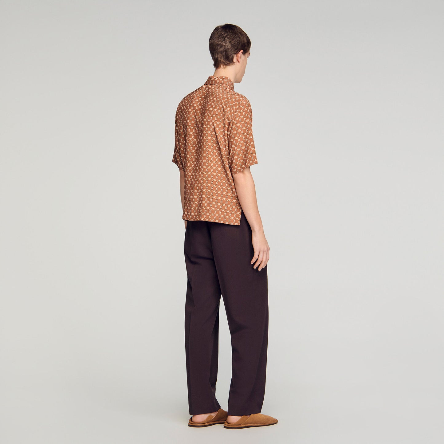 Link print loose-fit shirt