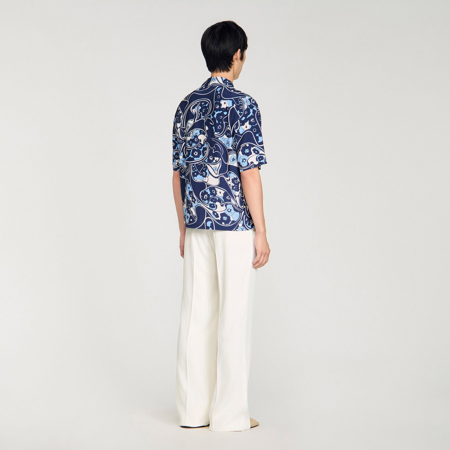 Loose-fit print shark collar shirt