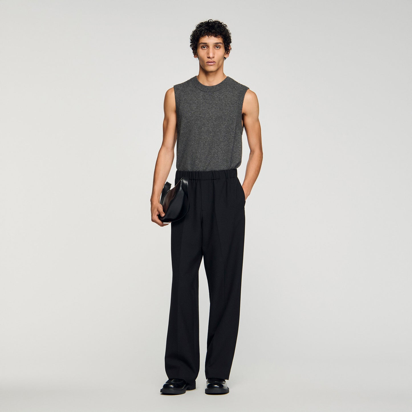 Wide-leg trousers