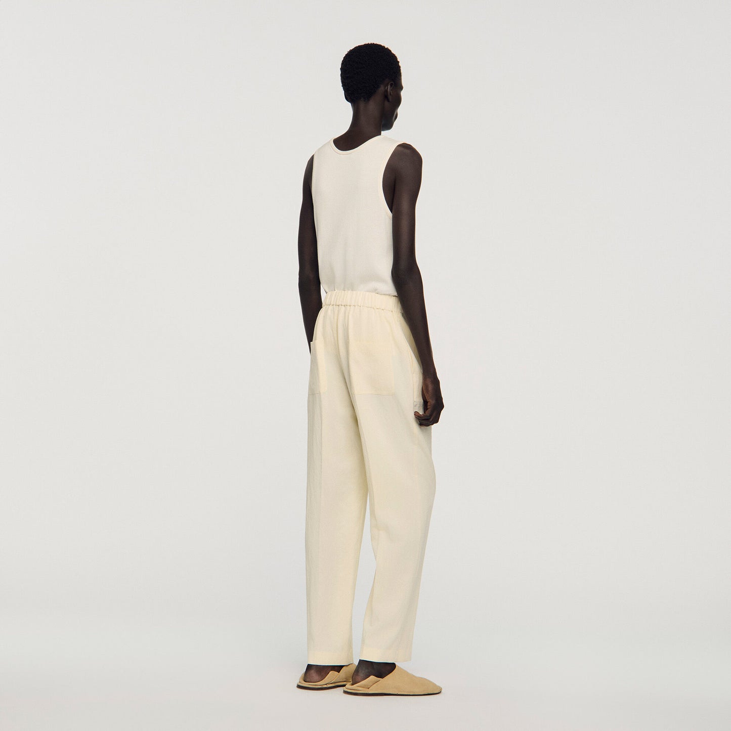 Flowing elasticated trousers